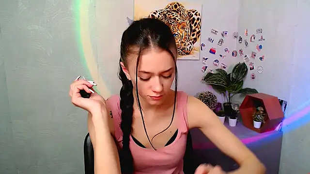 Snapshot of LanaTey chatting on 14, 1, 2026 LanaTey online show from 14, 1, 2026