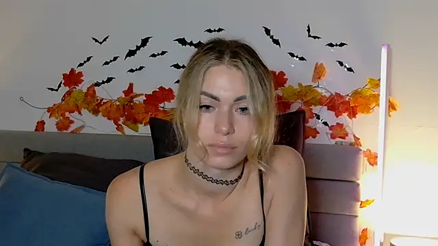 SweetDarling7 online show from 29, 10, 2025