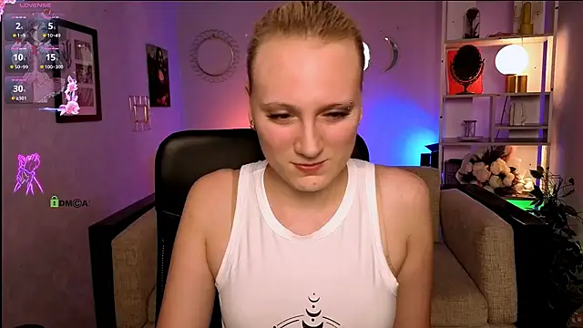 Snapshot of madam_uliis chatting on 27, 6, 2026 madam uliis online show from 27, 6, 2026