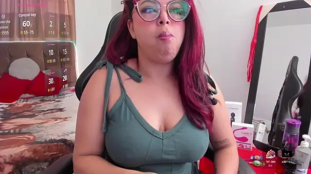 Mehlany Moretz online show from 19, 9, 2025