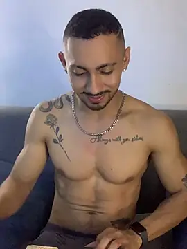 Snapshot of NicolasChest_xxx chatting on 5, 7, 2026 NicolasChest xxx online show from 5, 7, 2026