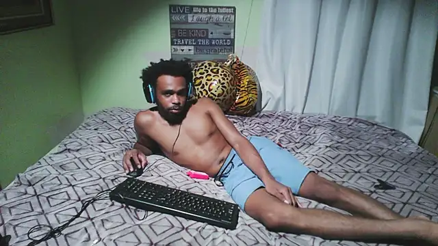 Snapshot of anthonyroth chatting on 10, 10, 2025 anthonyroth online show from 10, 10, 2025