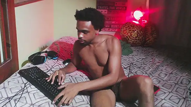 Snapshot of anthonyroth chatting on 13, 10, 2025 anthonyroth online show from 13, 10, 2025