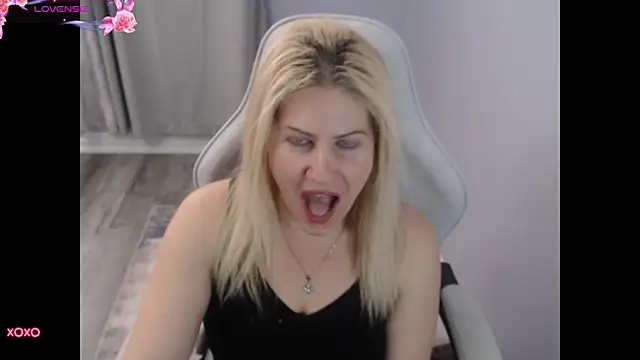 BellaStar84 online show from 10, 10, 2025