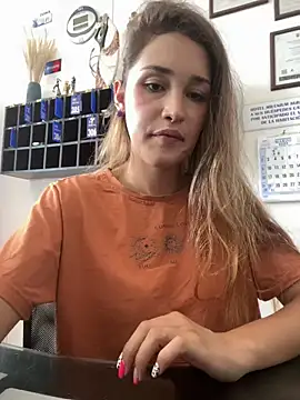 Lola Terry online show from 12, 3, 2025