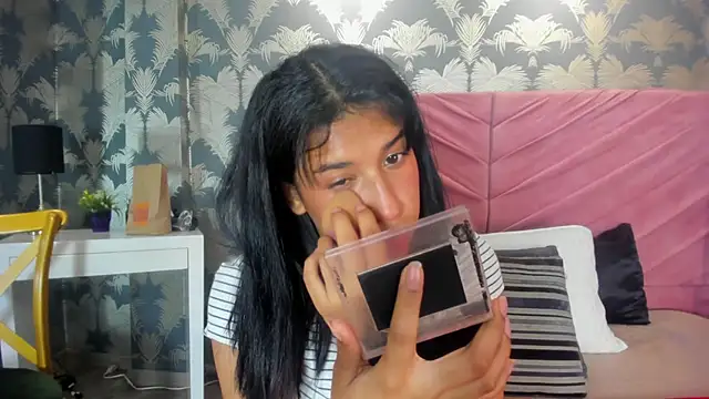 Karin Ks online show from 16, 10, 2025