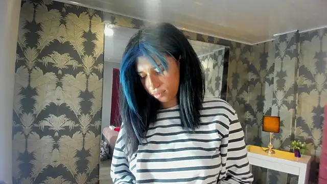 Karin Ks online show from 5, 11, 2025