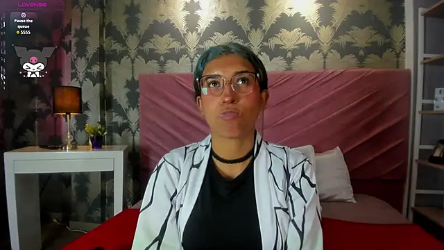 Karin Ks online show from 15, 11, 2025