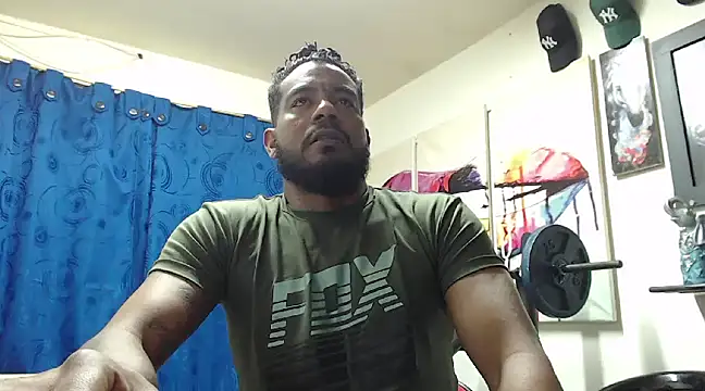 BladeFoxxx1 online show from 12, 3, 2025