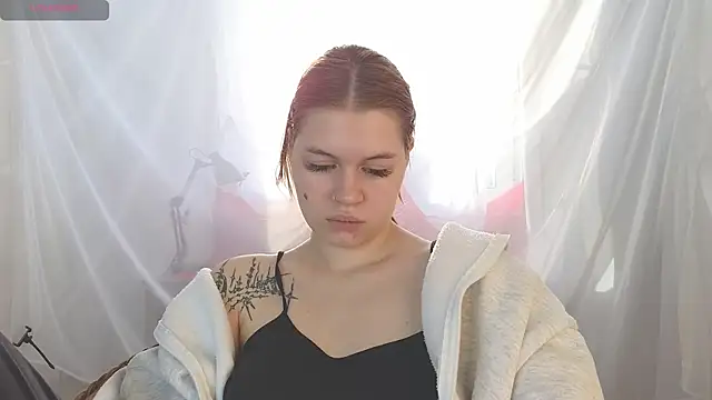 LucilleGlover online show from 17, 9, 2025