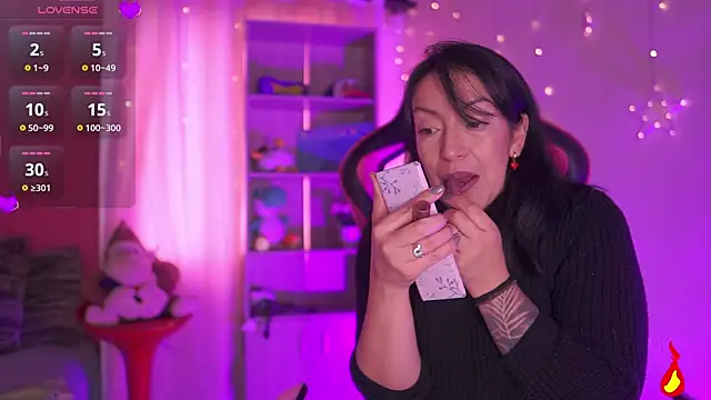 Madison Mayer online show from 13, 4, 2026