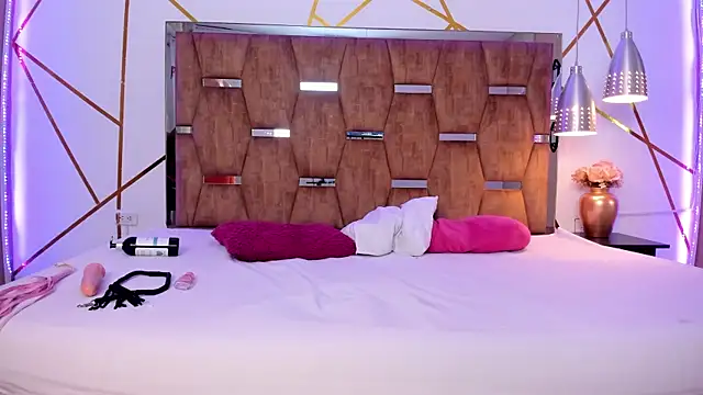 AndrewPeach  online show from 19, 3, 2025