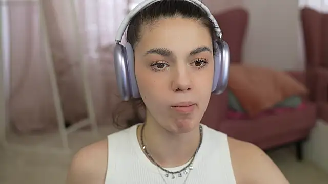 mystica  online show from 17, 3, 2025