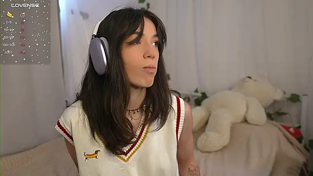 mystica  online show from 29, 9, 2025