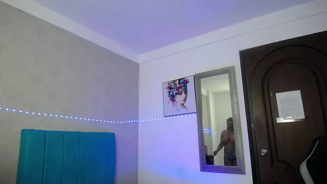 Snapshot of kriss_sweetboobs10 chatting on 19, 2, 2026 kriss sweetboobs10 online show from 19, 2, 2026