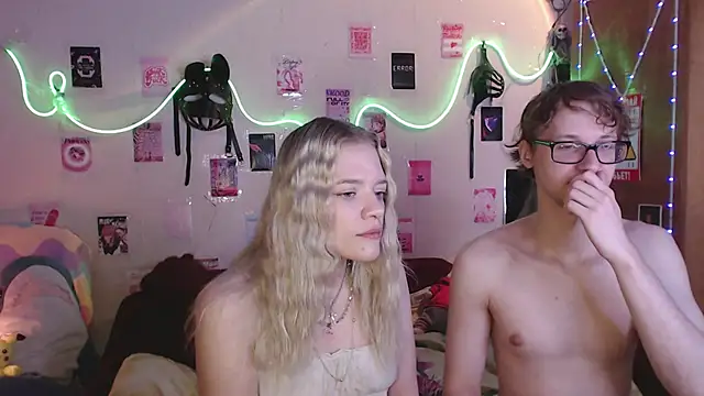 Your Horny Friends online show from 13, 9, 2025