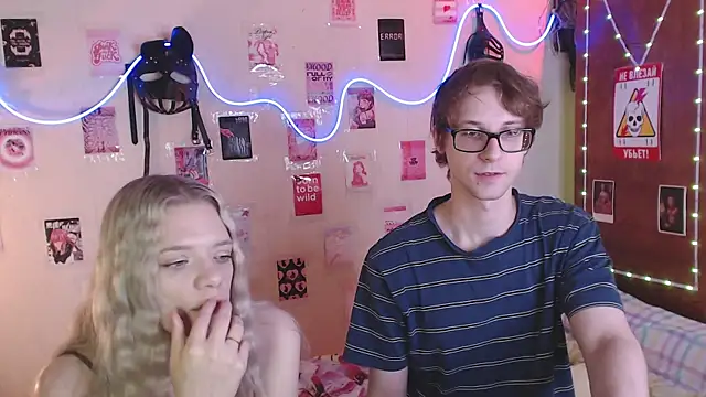 Your Horny Friends online show from 19, 9, 2025