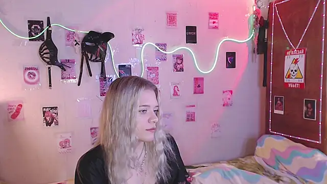 Your Horny Friends online show from 30, 9, 2025