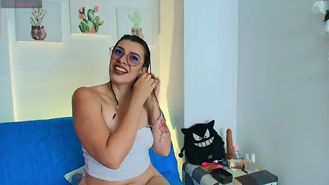 Snapshot of pleasurecompany3 chatting on 25, 7, 2026 pleasurecompany3 online show from 25, 7, 2026