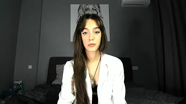 Snapshot of Elli_Lourence chatting on 12, 3, 2025 Elli Lourence online show from 12, 3, 2025