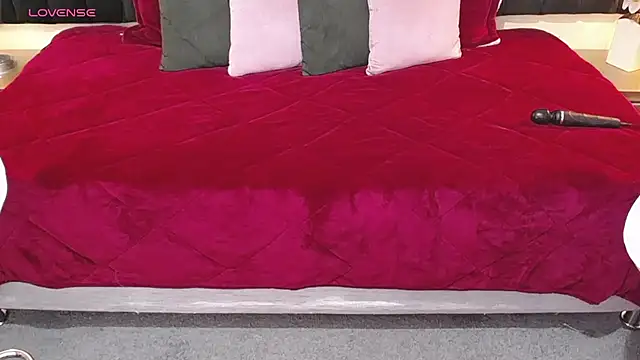 ailyn maury online show from 2, 2, 2026