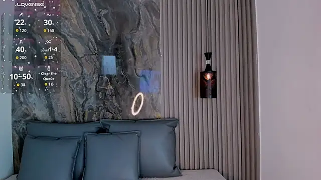 Snapshot of MiaScott5 chatting on 14, 9, 2025 MiaScott5 online show from 14, 9, 2025