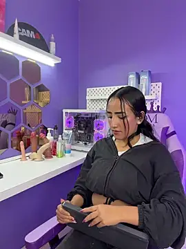 Alice 26  online show from 18, 2, 2026