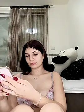 MeCherryy online show from 3, 2, 2026