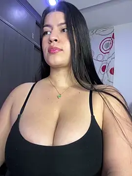 Snapshot of Saanvi21 chatting on 6, 6, 2026 Saanvi21 online show from 6, 6, 2026