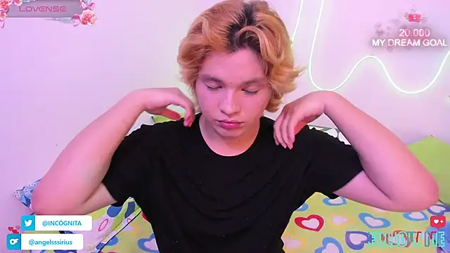 Snapshot of adam_angelssss chatting on 11, 9, 2025 adam angelssss online show from 11, 9, 2025