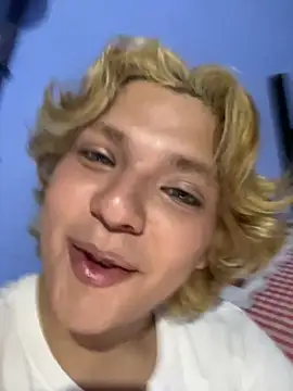 Snapshot of adam_angelssss chatting on 9, 10, 2025 adam angelssss online show from 9, 10, 2025