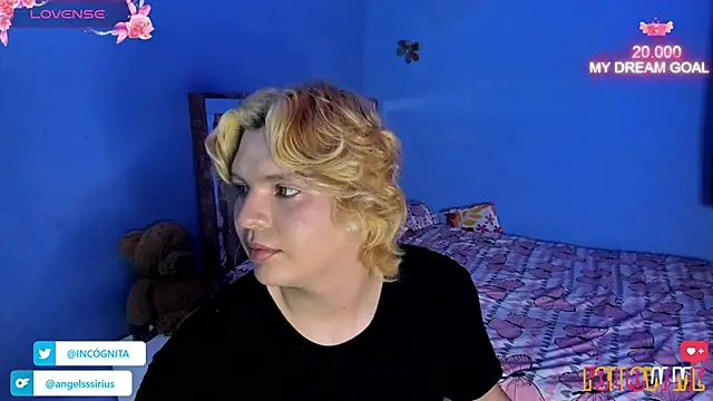 Snapshot of adam_angelssss chatting on 24, 10, 2025 adam angelssss online show from 24, 10, 2025