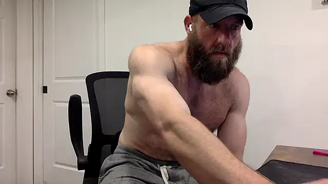 Snapshot of clarkefit chatting on 27, 10, 2025 clarkefit online show from 27, 10, 2025