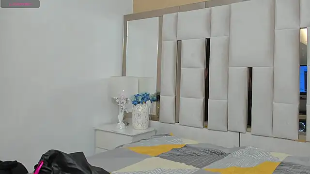 TattiBelll online show from 27, 11, 2025