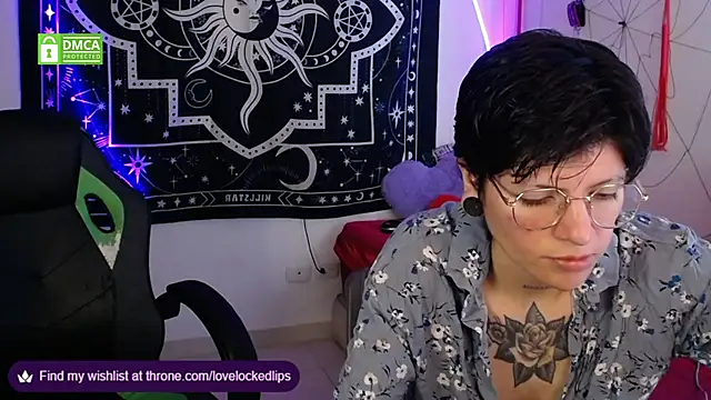 lovelockedlips online show from 19, 10, 2025