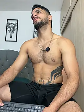 Snapshot of Maximiliano_ford chatting on 14, 5, 2026 Maximiliano ford online show from 14, 5, 2026