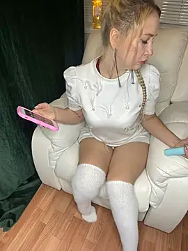 Nikusia online show from 21, 3, 2025