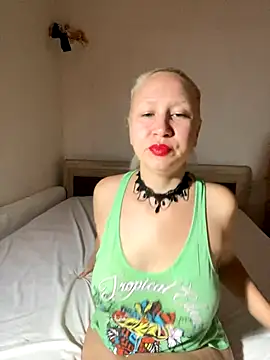 Nikusia online show from 10, 10, 2025