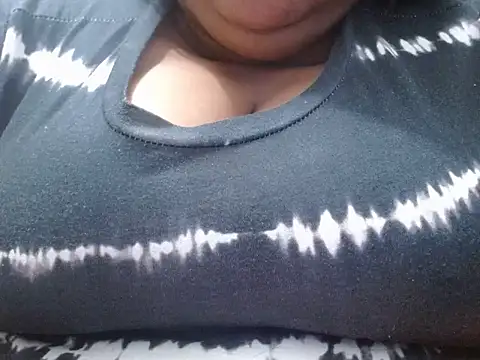 Lanegracalientexx online show from 11, 2, 2026