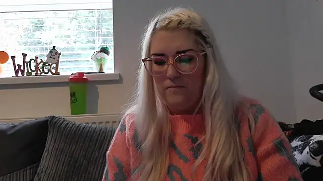 Sizzling Indie36 online show from 14, 10, 2025