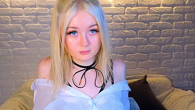 Snapshot of minigirl chatting on 21, 3, 2025 minigirl online show from 21, 3, 2025