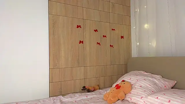 Snapshot of minigirl chatting on 26, 2, 2026 minigirl online show from 26, 2, 2026