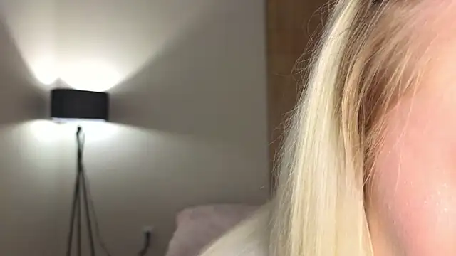 Snapshot of minigirl chatting on 28, 2, 2026 minigirl online show from 28, 2, 2026