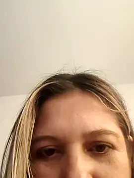 Snapshot of Samanta_SS chatting on 15, 3, 2025 Samanta SS online show from 15, 3, 2025