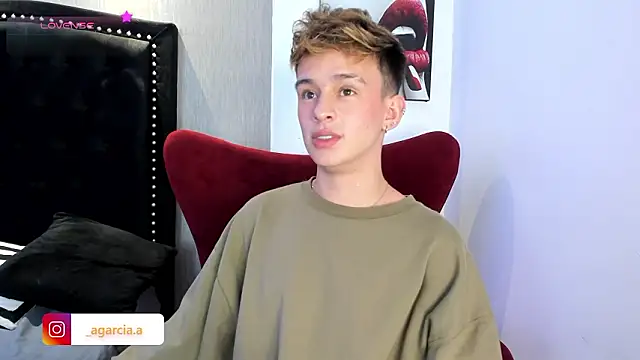 LiamWildx20 online show from 9, 2, 2026