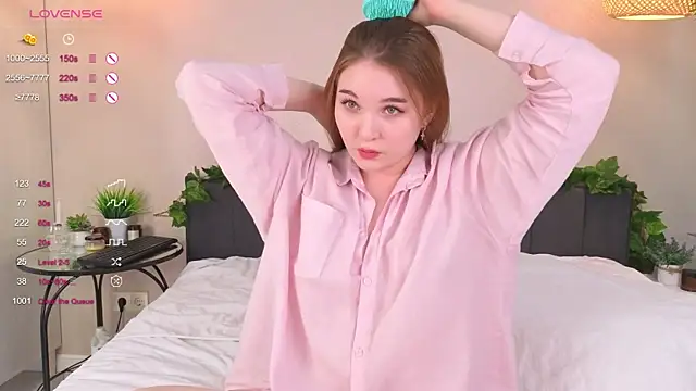 ConstanceHelms online show from 20, 9, 2025