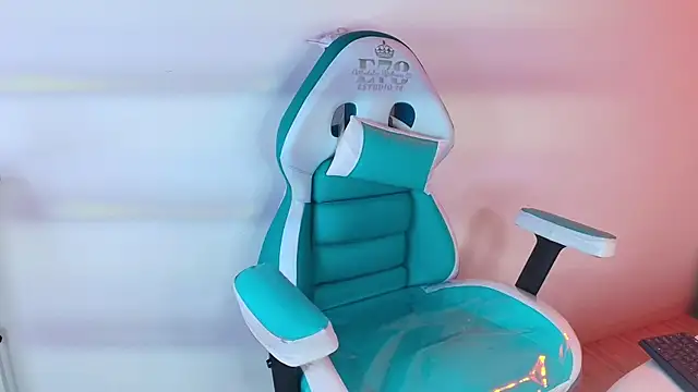 Lia adamsss online show from 20, 3, 2026