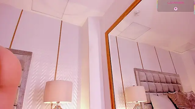 Snapshot of laurencarter1 chatting on 29, 11, 2025 laurencarter1 online show from 29, 11, 2025