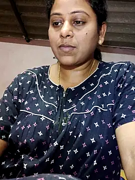 Snapshot of JENNIFERtamil chatting on 22, 4, 2026 JENNIFERtamil online show from 22, 4, 2026
