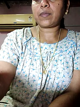 Snapshot of JENNIFERtamil chatting on 21, 5, 2026 JENNIFERtamil online show from 21, 5, 2026